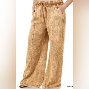 Zenana EUC Mineral Wash Camel Wide-Leg Pants Size Large Waist 18 Flat Inseam 31